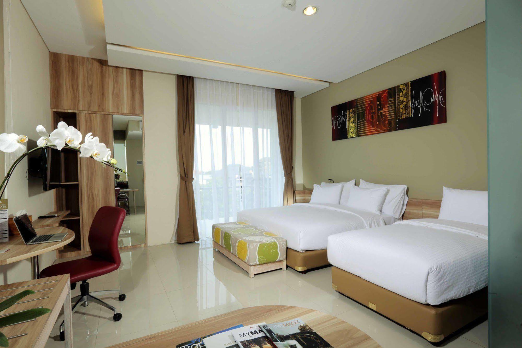 Mahogany Hotel Nusa Dua  Exterior foto